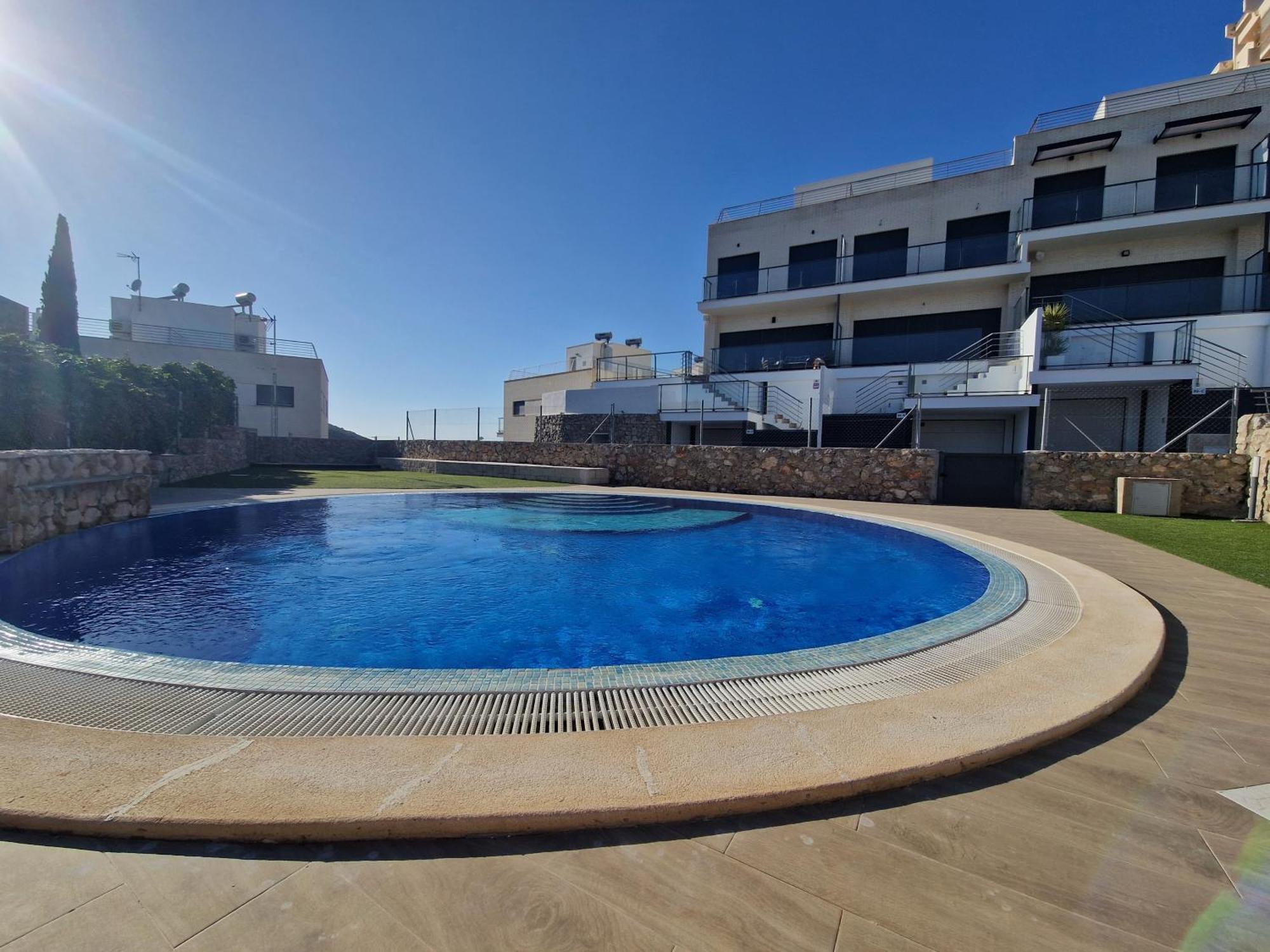 クリェラ Casa Buena Vista Con Piscina Y Ascensorヴィラ エクステリア 写真